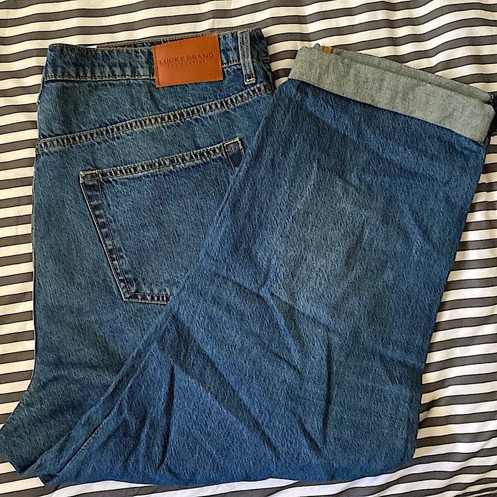 Lucky Brand mid rise boy 20/35r wash jeans